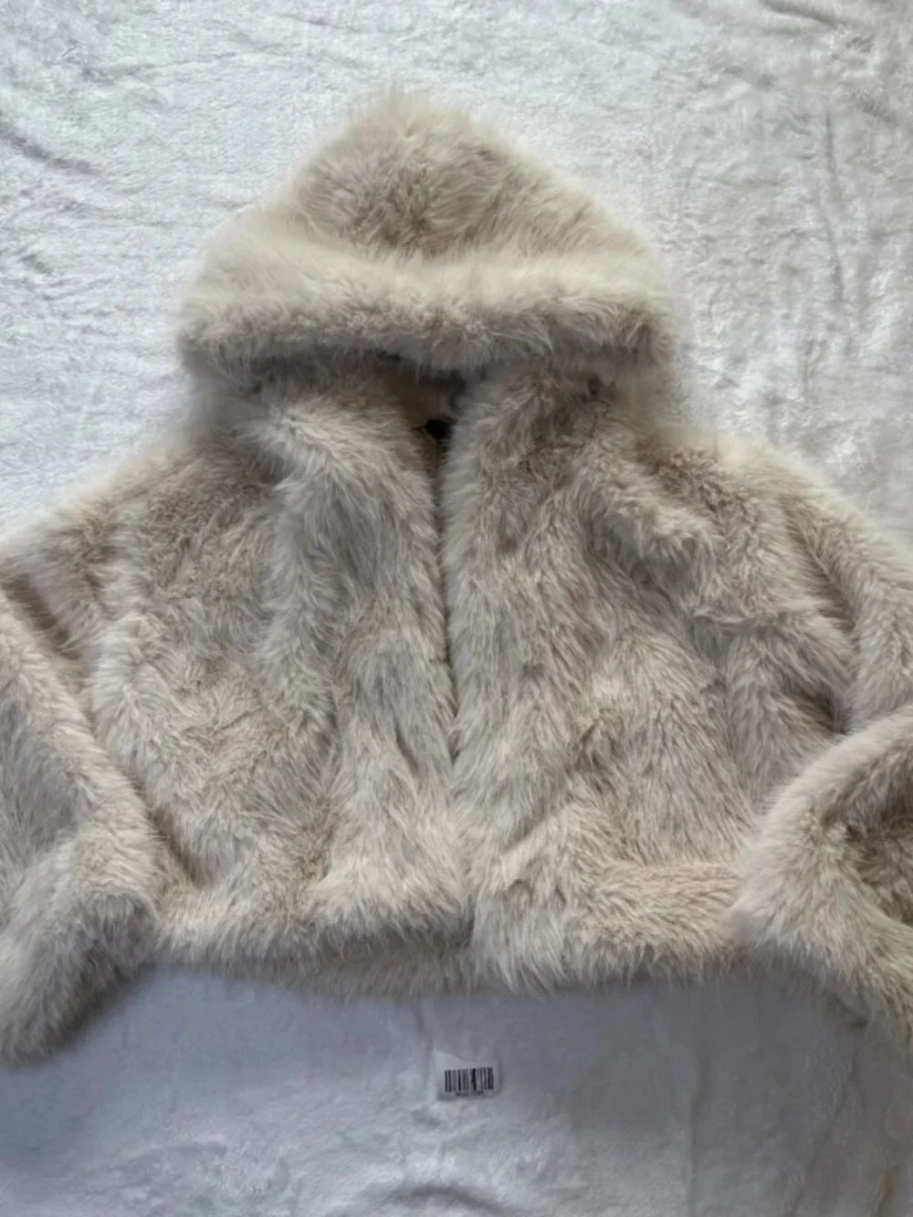 NWT Wild Fable Womens Cropped Hooded Faux Fur Jacket Beige Size L